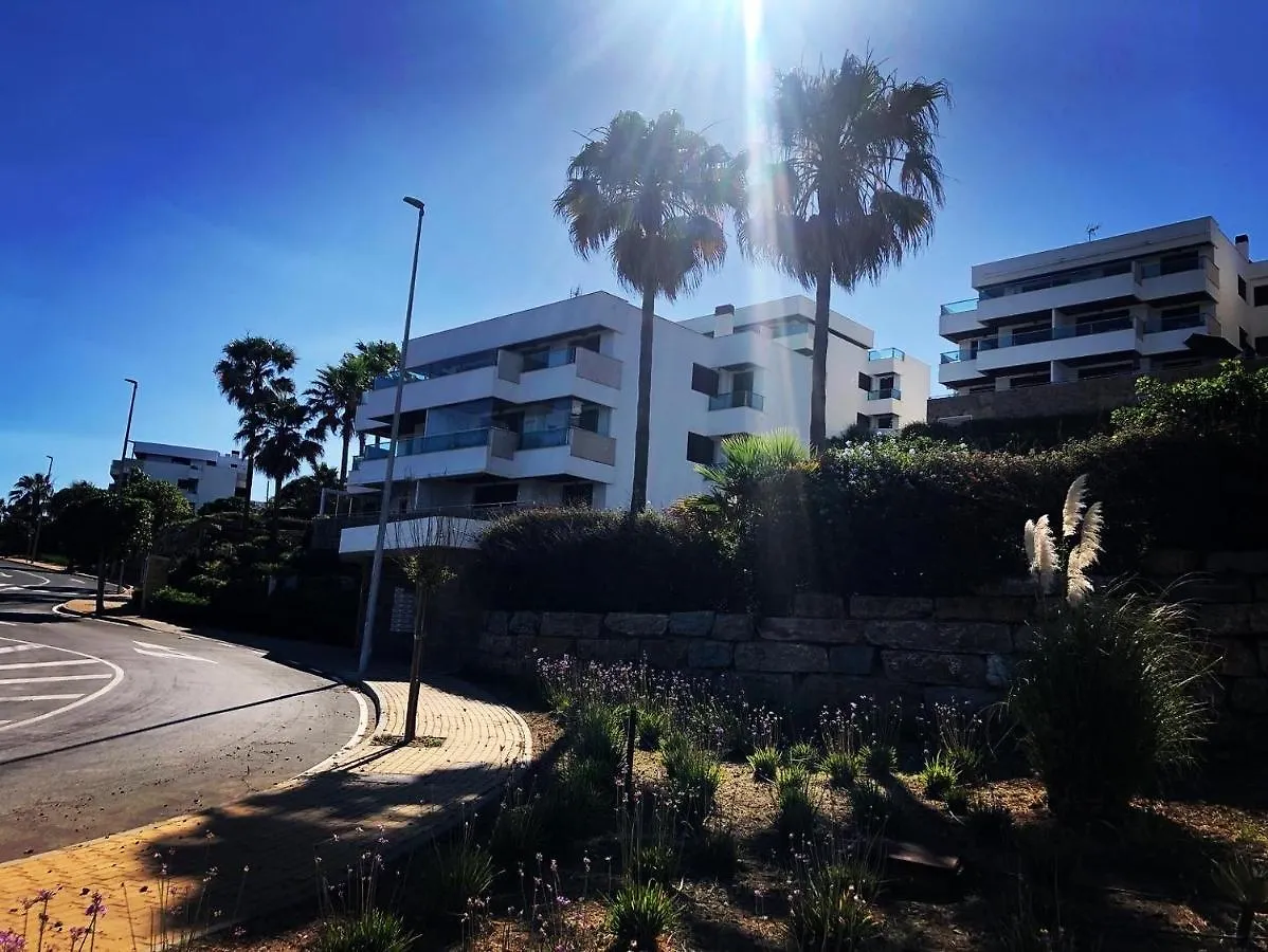 Camarate-Golf Sea Views Apartment Estepona