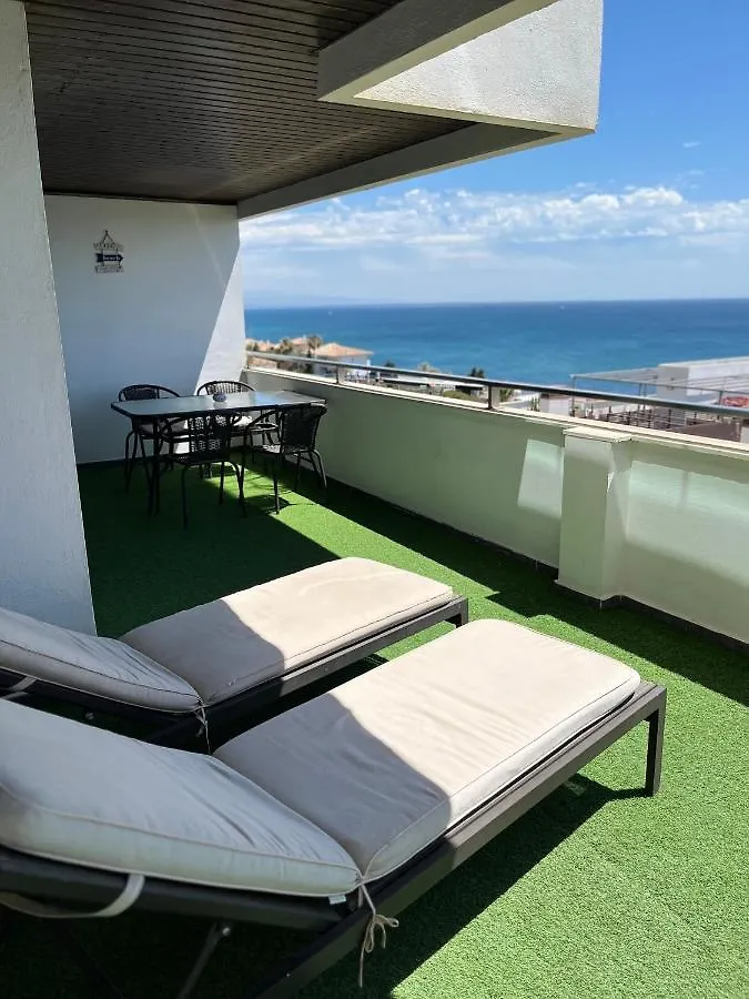 Camarate-Golf Sea Views Apartment Estepona