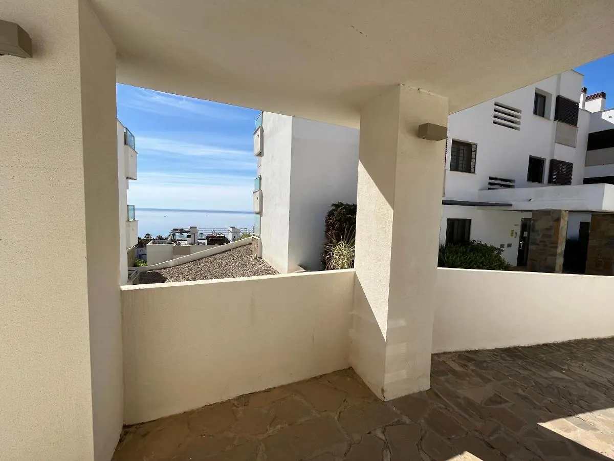 Camarate-Golf Sea Views Apartment Estepona